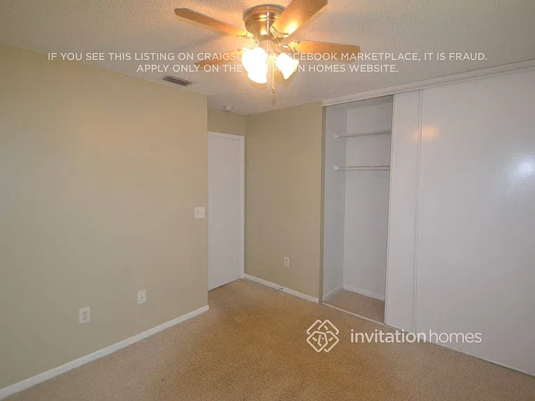 109 NW 117th Ter — Photo 11
