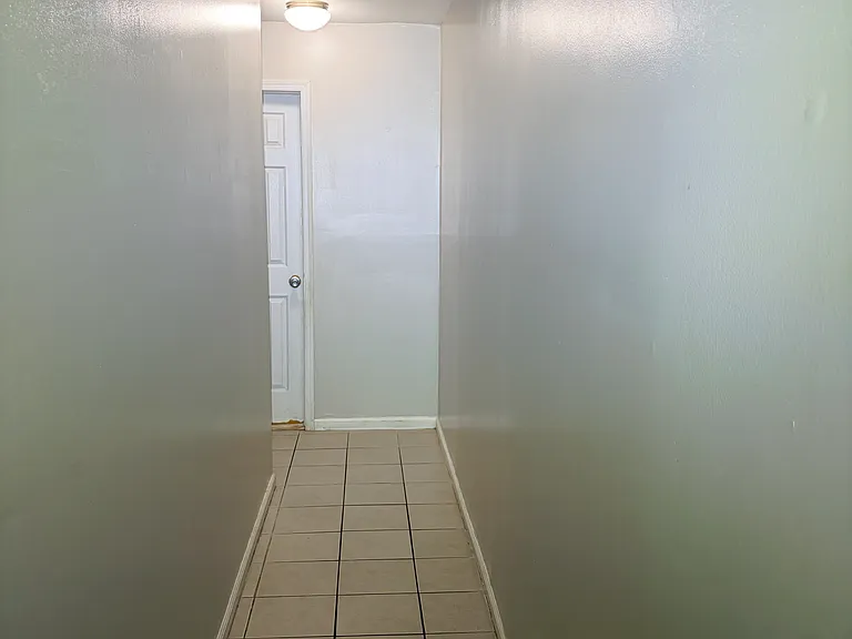265 College Dr #265 — Photo 14