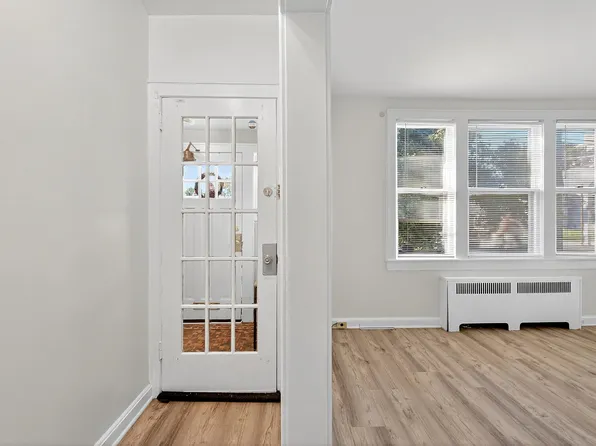 784 Avenue C image 7 of 25