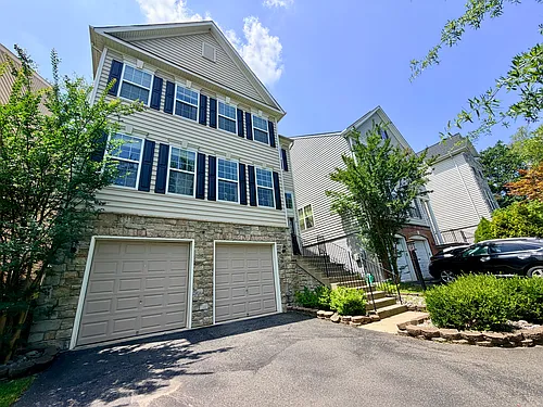 3413 Eagle Ridge Dr Photo 1