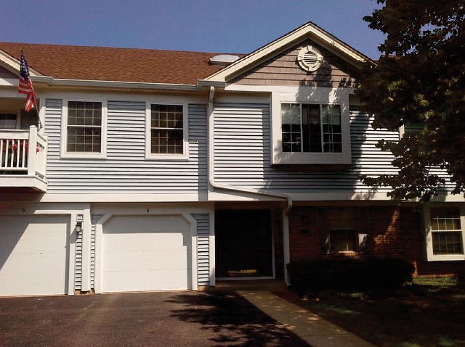 1st image of 1233 Ballantrae Pl APT B