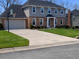 12407 W 102nd St, Lenexa, KS 66215