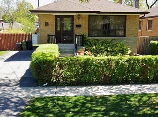 3 Holton Rd, Toronto, ON M1G 1E7