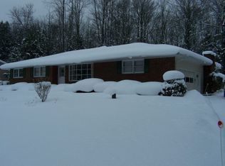 12220 Skyview Dr, Edinboro, PA