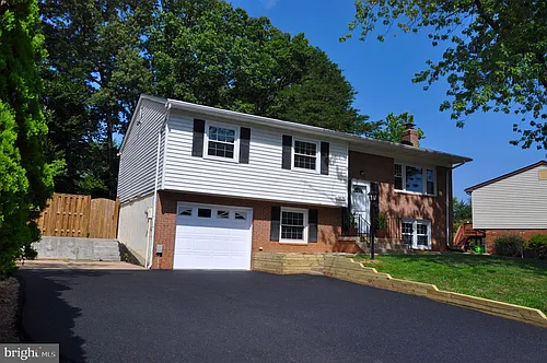 13831 Delaney Rd Photo 1