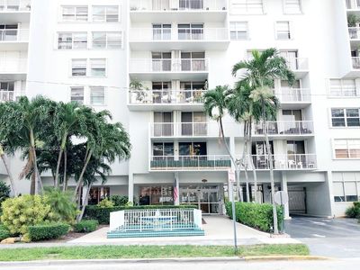 150 SE 25th Rd APT 3I, Miami, FL, 33129