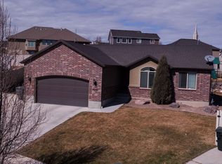 3948 W Hopkinton Cir, South Jordan, UT 84009