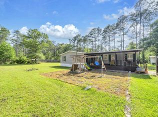 2236 Old Jolly Bay Rd, Freeport, FL 32439