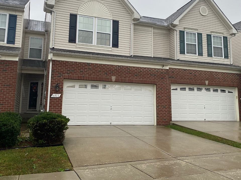 Exterior Front with two car garage