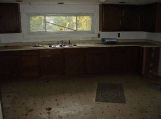 952 Excelsior St, Pittsburgh, PA 15210