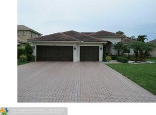 10963 NW 70th Ct, Parkland, FL 33076