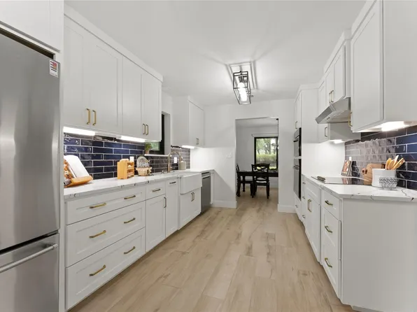 612 Canyon Rim Dr, Dripping Springs, TX 78620