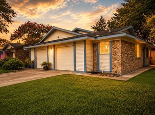 1447 Silverpines Rd, Houston, TX 77062