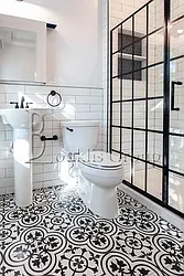 Rented by Bouklis Group