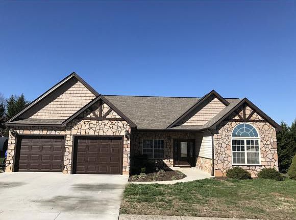 1st image of 224 Blackwood Way