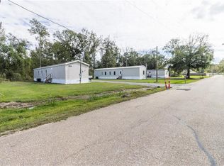 30500 Lee Dr, Walker, LA 70785