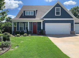 605 S 58th St, Rogers, AR 72758