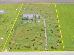 7704 Plattville Rd, Yorkville, IL 60541