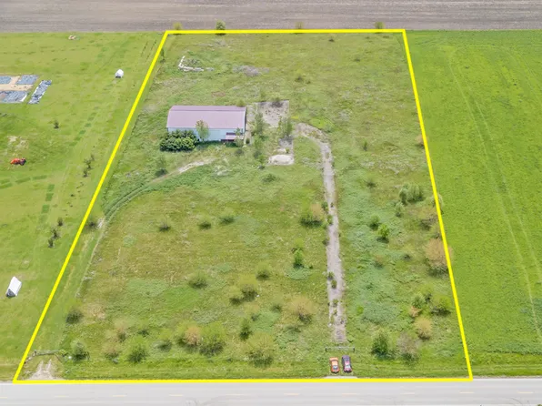 7704 Plattville Rd, Yorkville, IL 60541