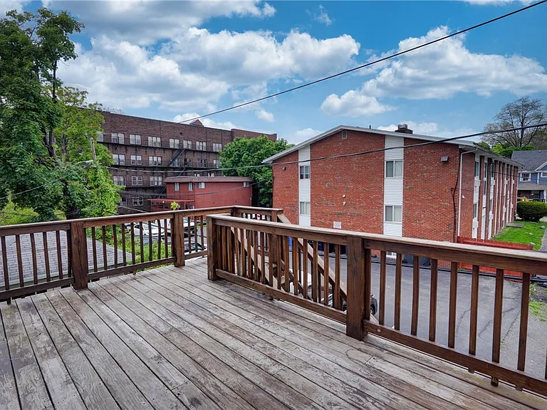 38 Tracy St #UP — Photo 19
