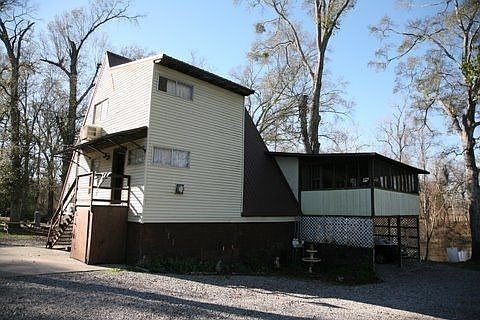 3rd image of 40298 Harrell Ln