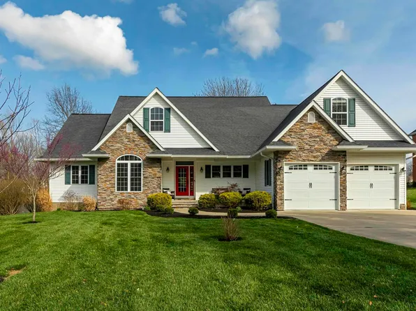 511 Deer Lake Dr W, Carbondale, IL 62901