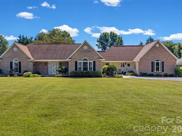 3117 Monte Dr, Monroe, NC 28110