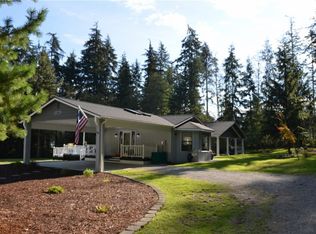 2961 Sonic Ln, Oak Harbor, WA 98277