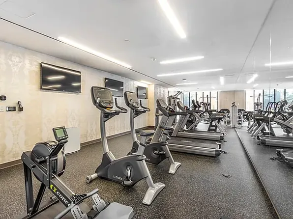 180 6th Avenue image 15 of 28