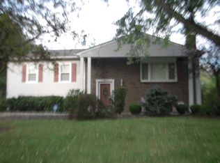 18 Sabra Ln, Wappingers Falls, NY 12590