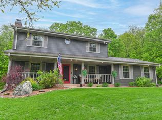 5458 Cascade Dr, West Bend, WI 53095