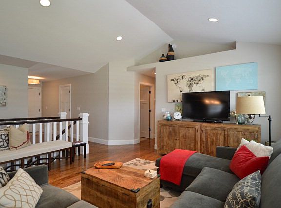 4th image of 4263 Daytona Cir
