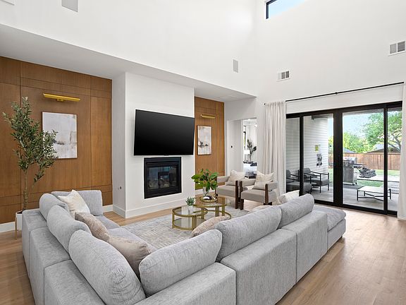 5th image of 8922 San Benito Way