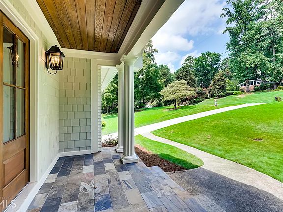 4th image of 3433 Wynnton Dr NE