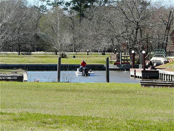 5th image of 155 Wildwood Lake Dr