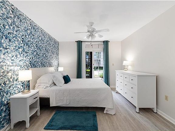 4th image of 1280 S Alhambra Cir APT 2102