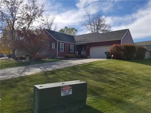 2766 Riveroaks Dr, Billings, MT 59105