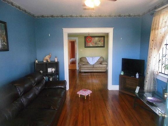 4th image of 2854 Fortin St