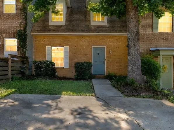 2373 Gregory Dr, Tallahassee, FL 32303