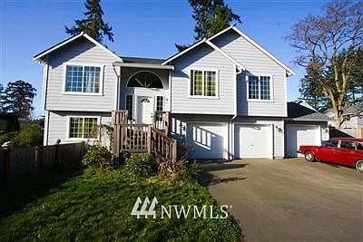 1st image of 18718 52nd Avenue W