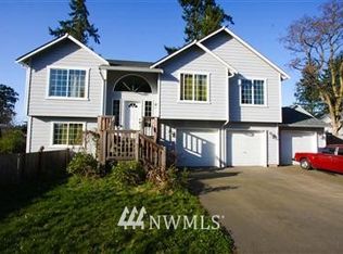 18718 52nd Ave W, Lynnwood, WA