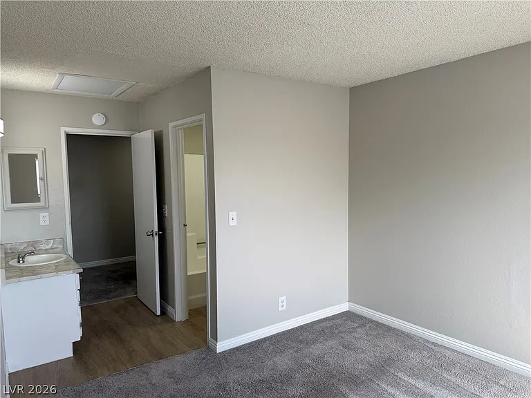 5188 Garden Ln #B — Photo 29