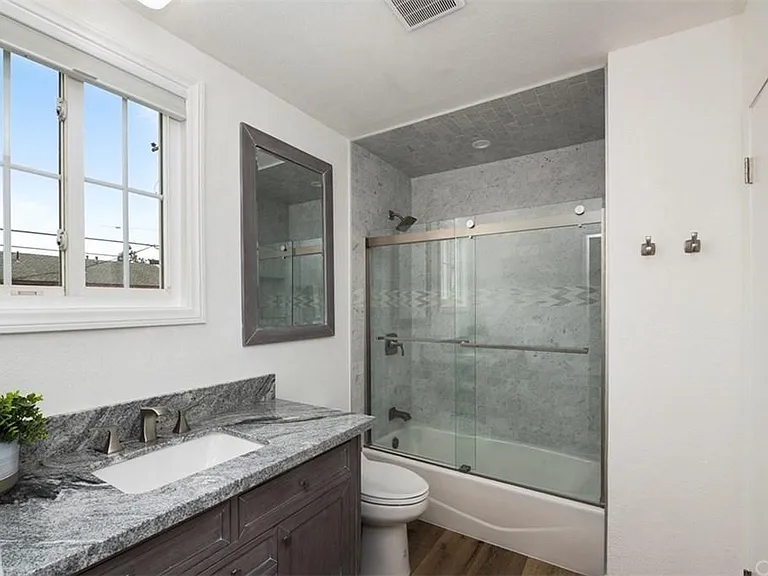 2569 Orange Ave #G — Photo 13