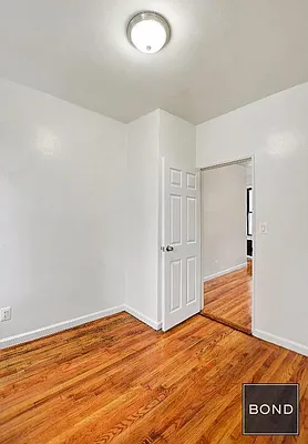 Rented by Bond New York | media 9