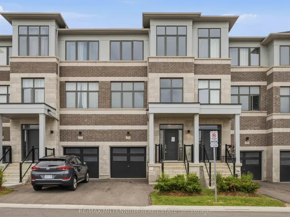 775 Chinook Path, Oshawa, ON L1H 0A7
