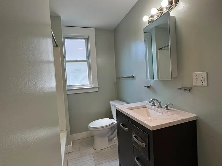 31 Blake St #2 — Photo 5