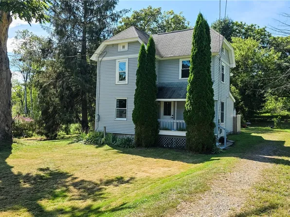 133 Bridge St, Phoenix, NY 13135