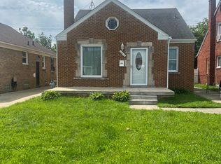 15474 Carlisle St, Detroit, MI 48205