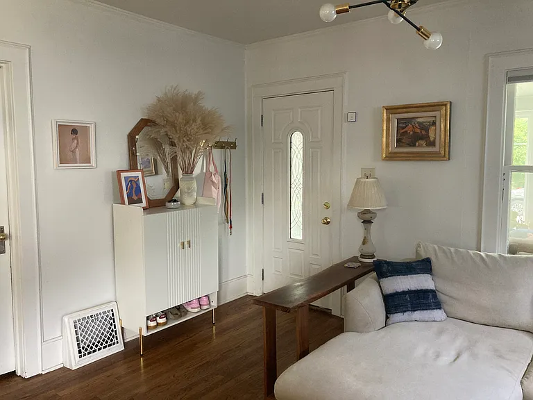 4919 Pine St — Photo 4