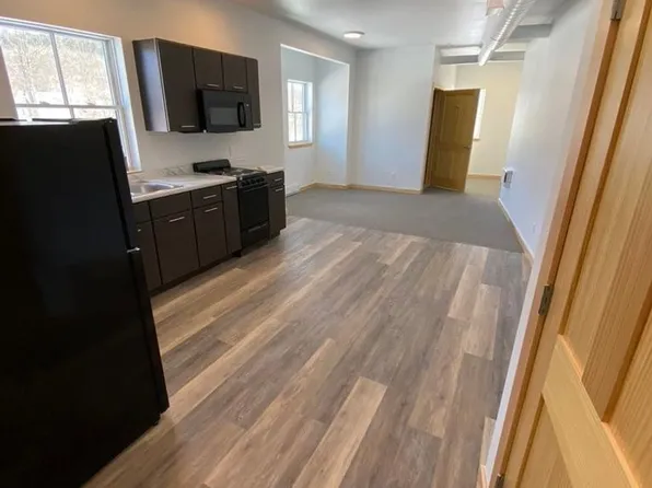 74 Jolina Ct, Richmond, VT